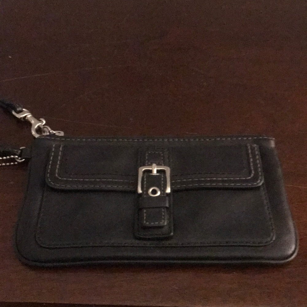 Black Leather Coach Wristlet